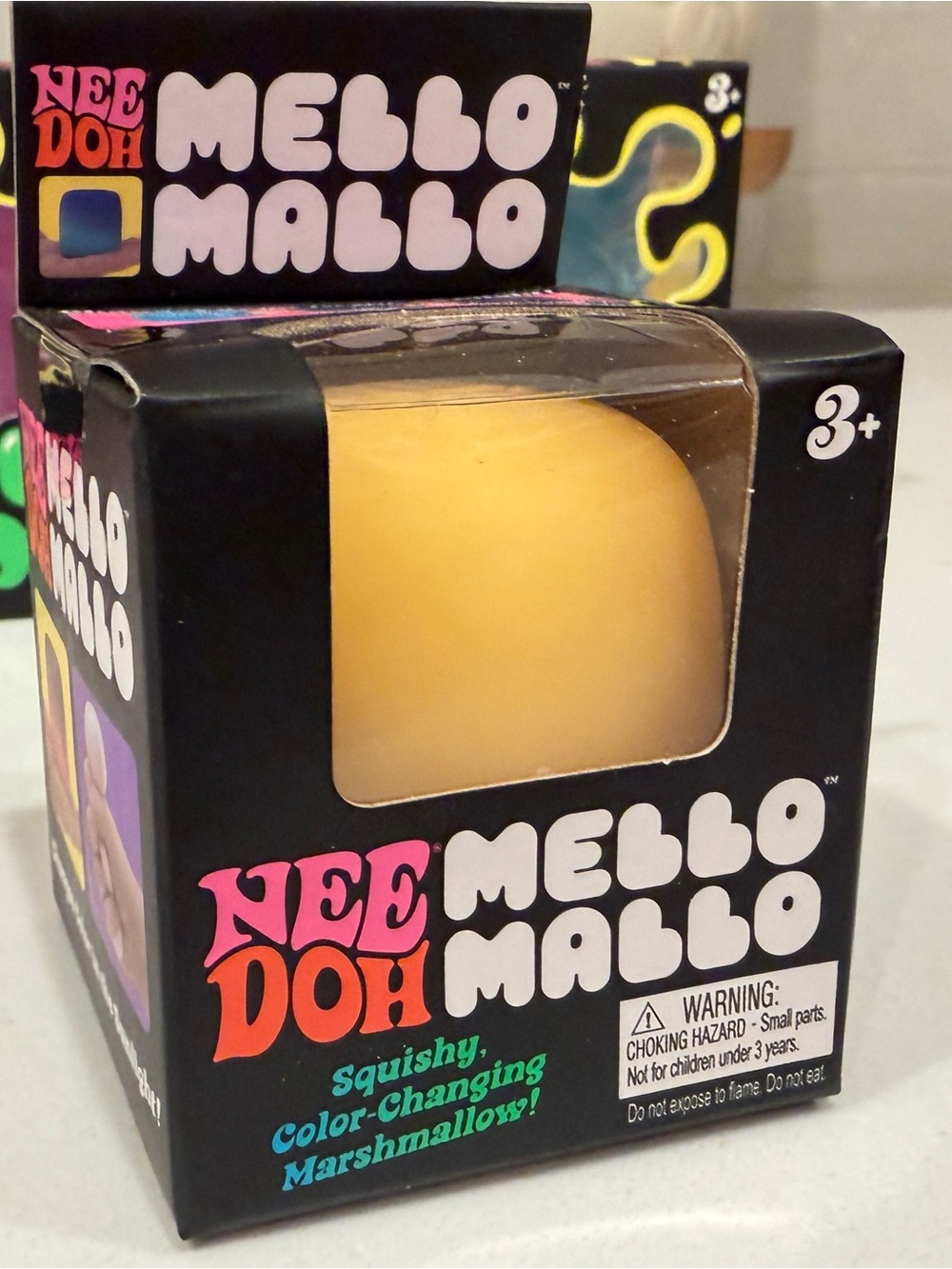 Mello Mallo Squishy Color-Changing Marshmallow - Yellow